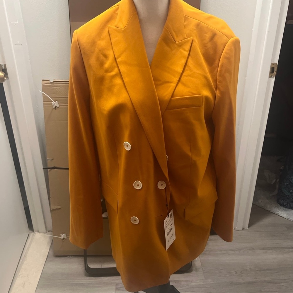 NWT orange Zara blazer/desss